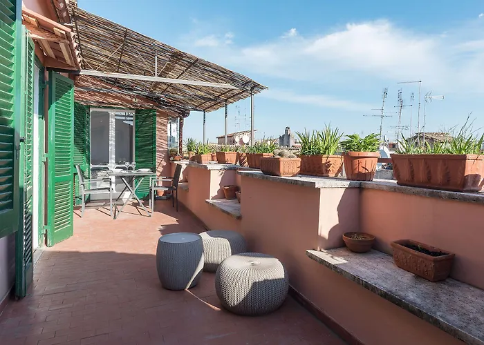 Piazza Navona Panoramic Penthouse *