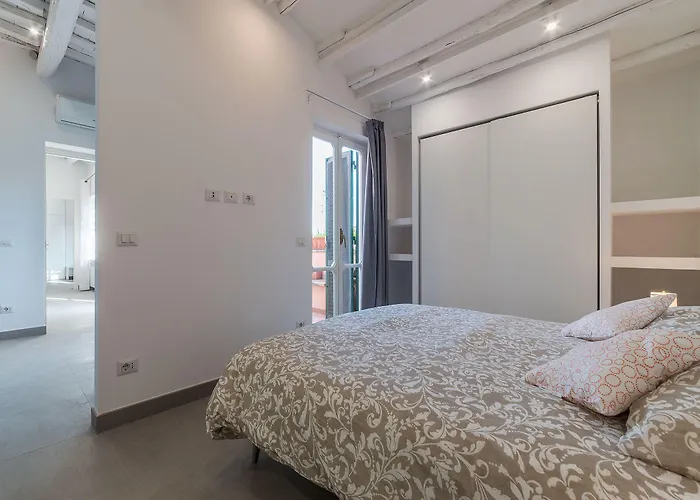 Piazza Navona Panoramic Penthouse *