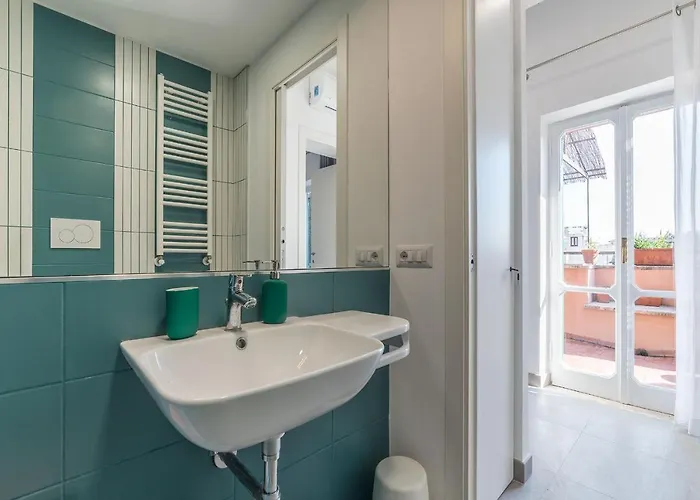 Piazza Navona Panoramic Penthouse *